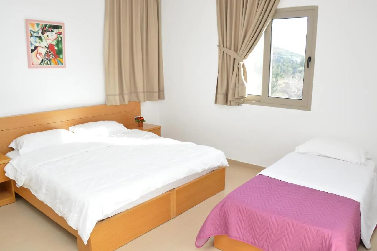 **** Hotel Pastarella Beachfront Resort Orikum Albanien