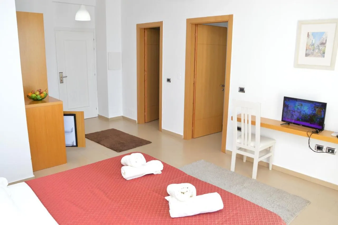 Pastarella Beachfront Resort 奥里库姆 4*,  阿尔巴尼亚
